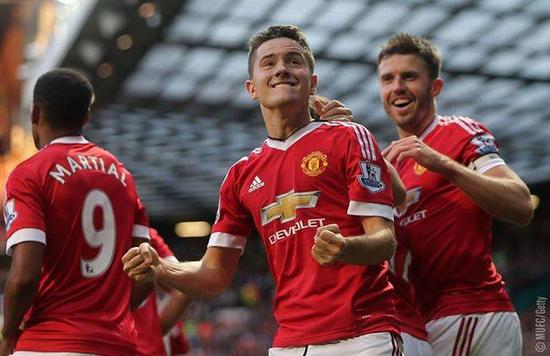 个巨大打击 个巨大打击